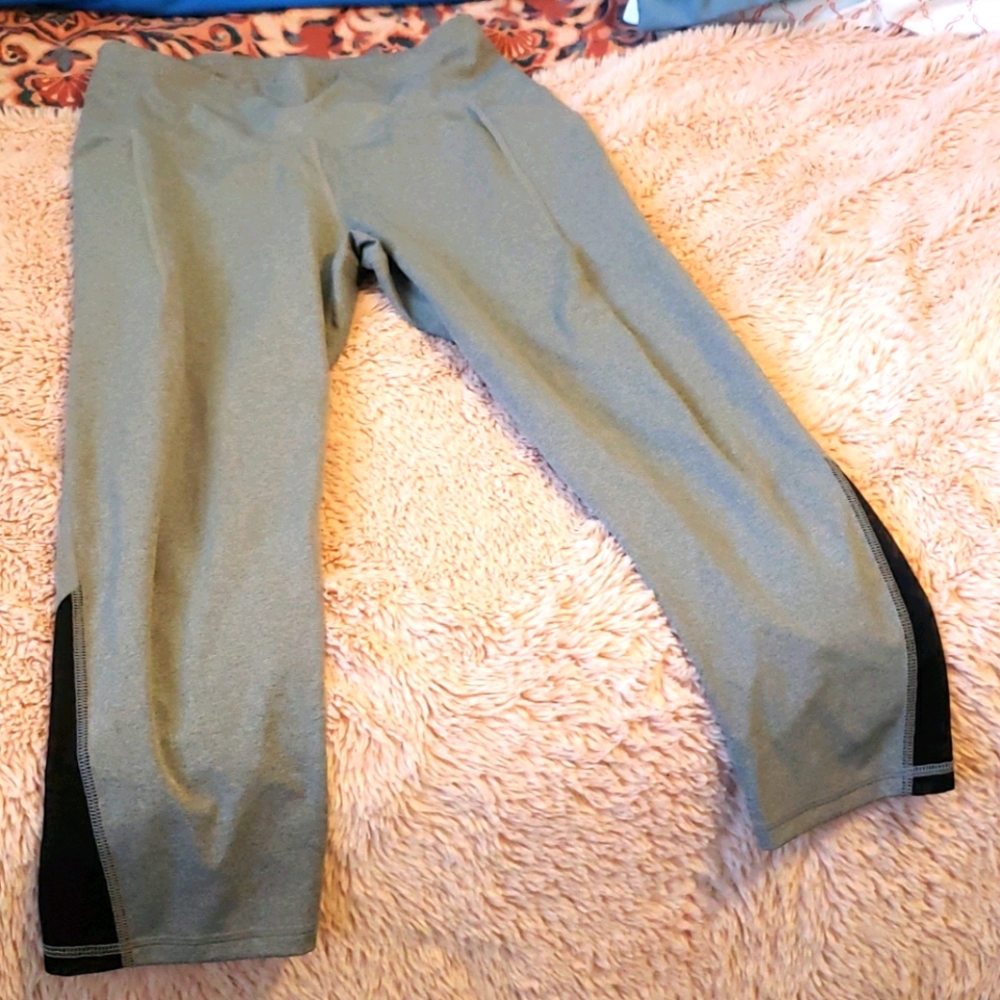 Cute grey work out pants.